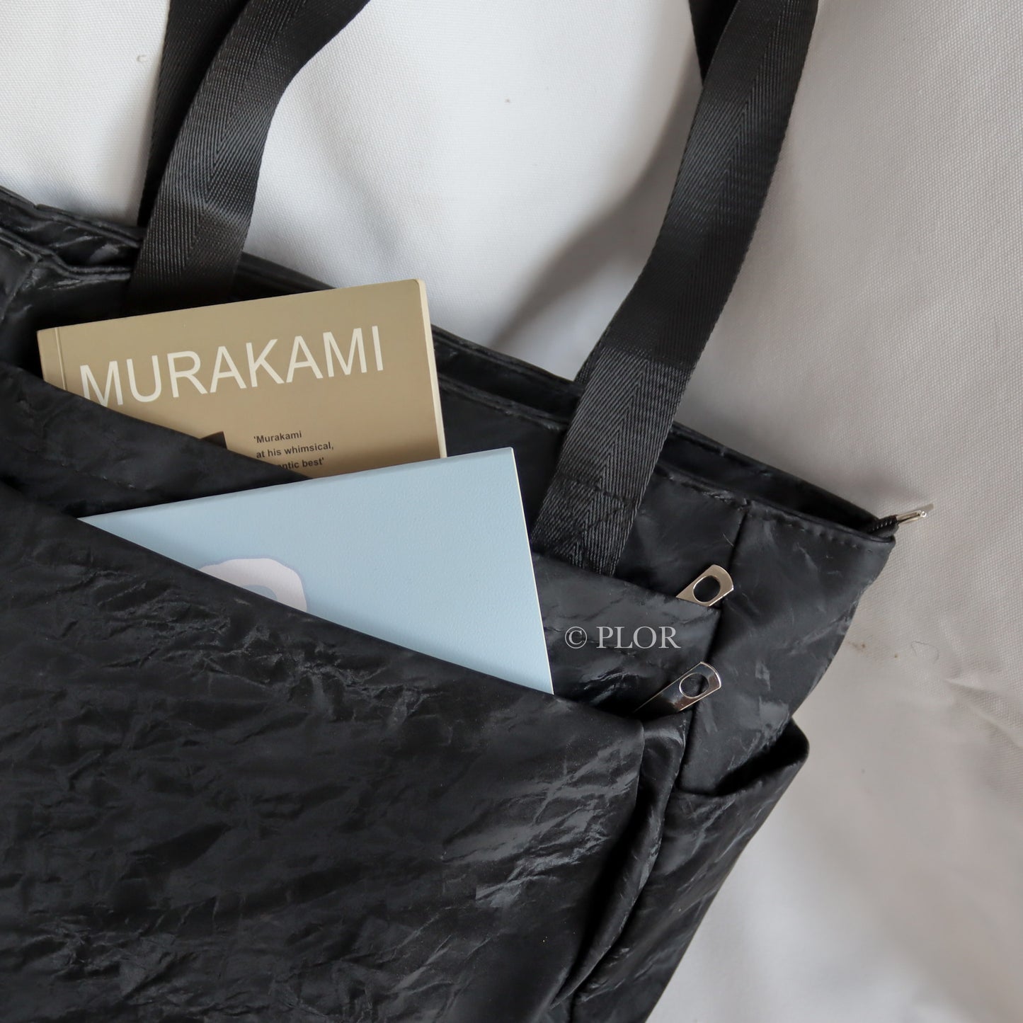 MetroMuse Handbag - Black