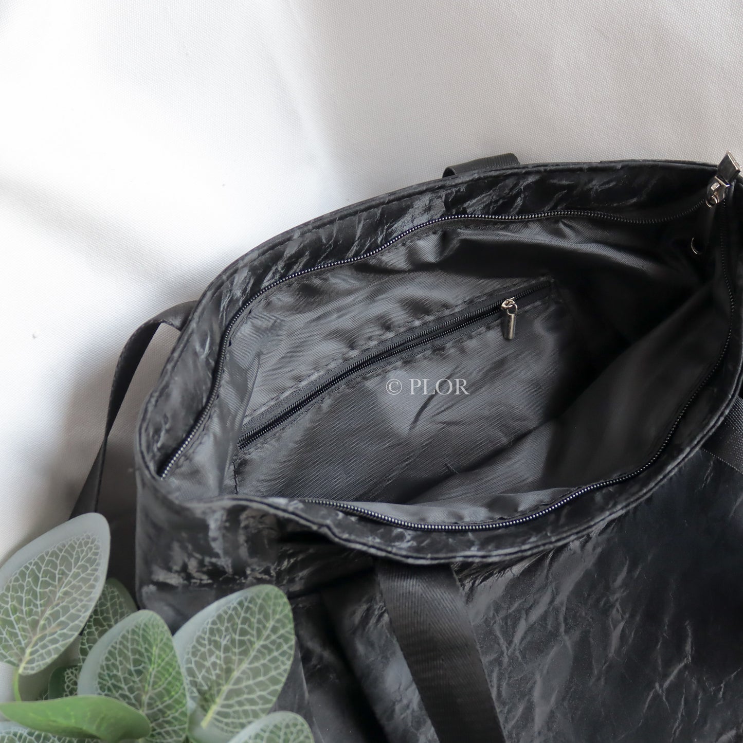 MetroMuse Handbag - Black