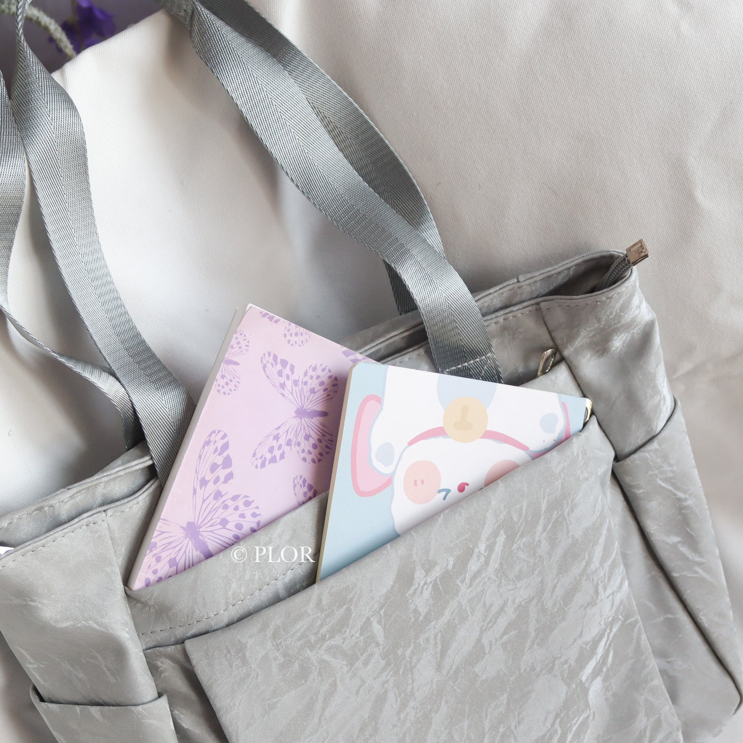 MetroMuse Handbag - Grey