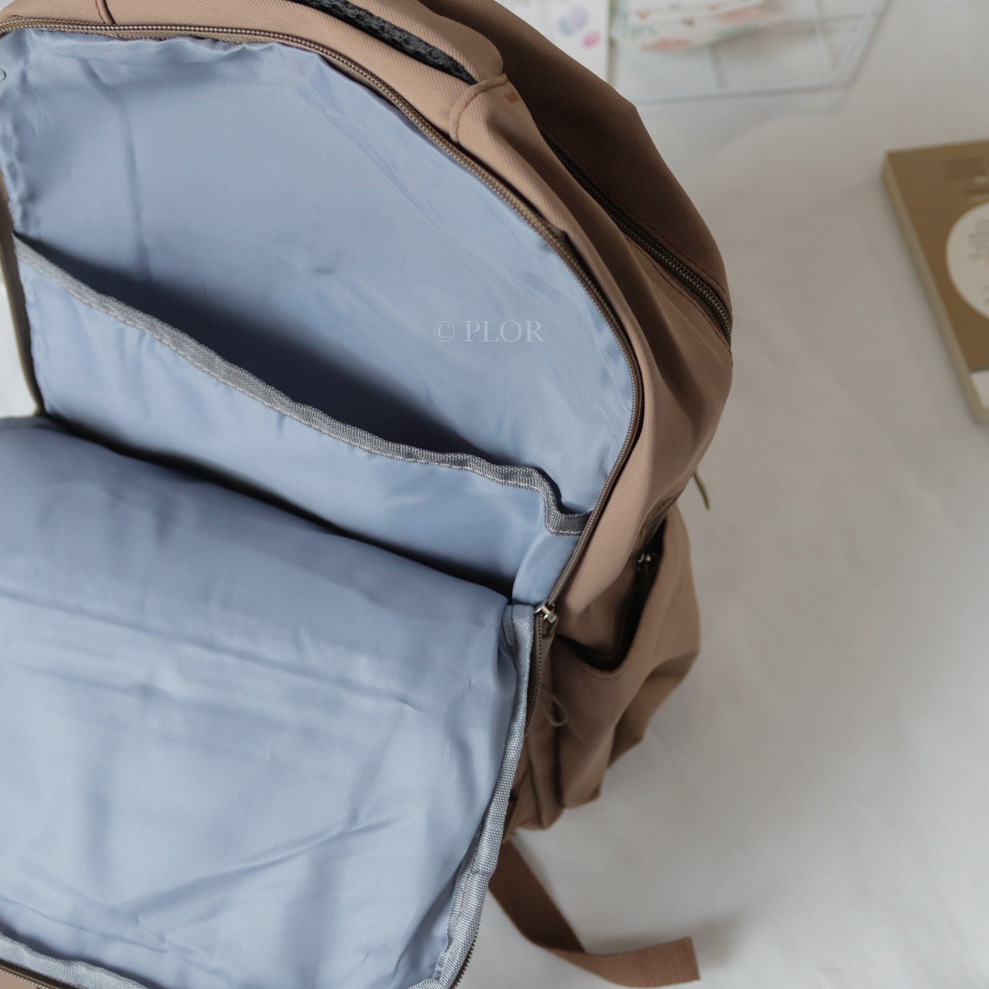V01 Backpack Laptop - TANN